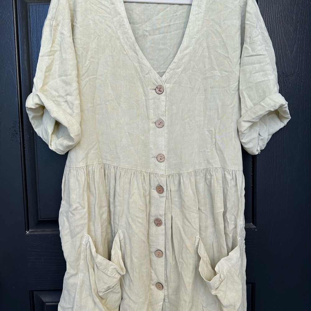 Light Sage Green Button-Down Dress with Pockets